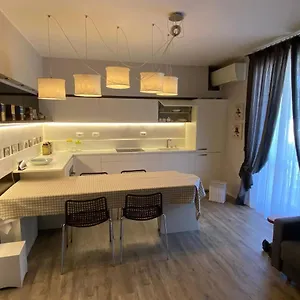  Apartment Desenzano Luxury Italy